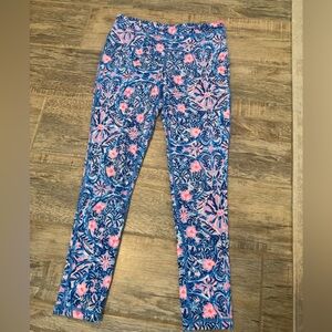 Girls Lily Pulitzer athletic Leggings. Size L (8-10)